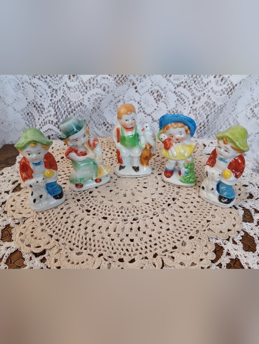 VINTAGE LOT OF (5) OCCUPIED JAPAN 3 BOY/2 GIRL PORCELAIN HAND-PAINTED FIGURINES